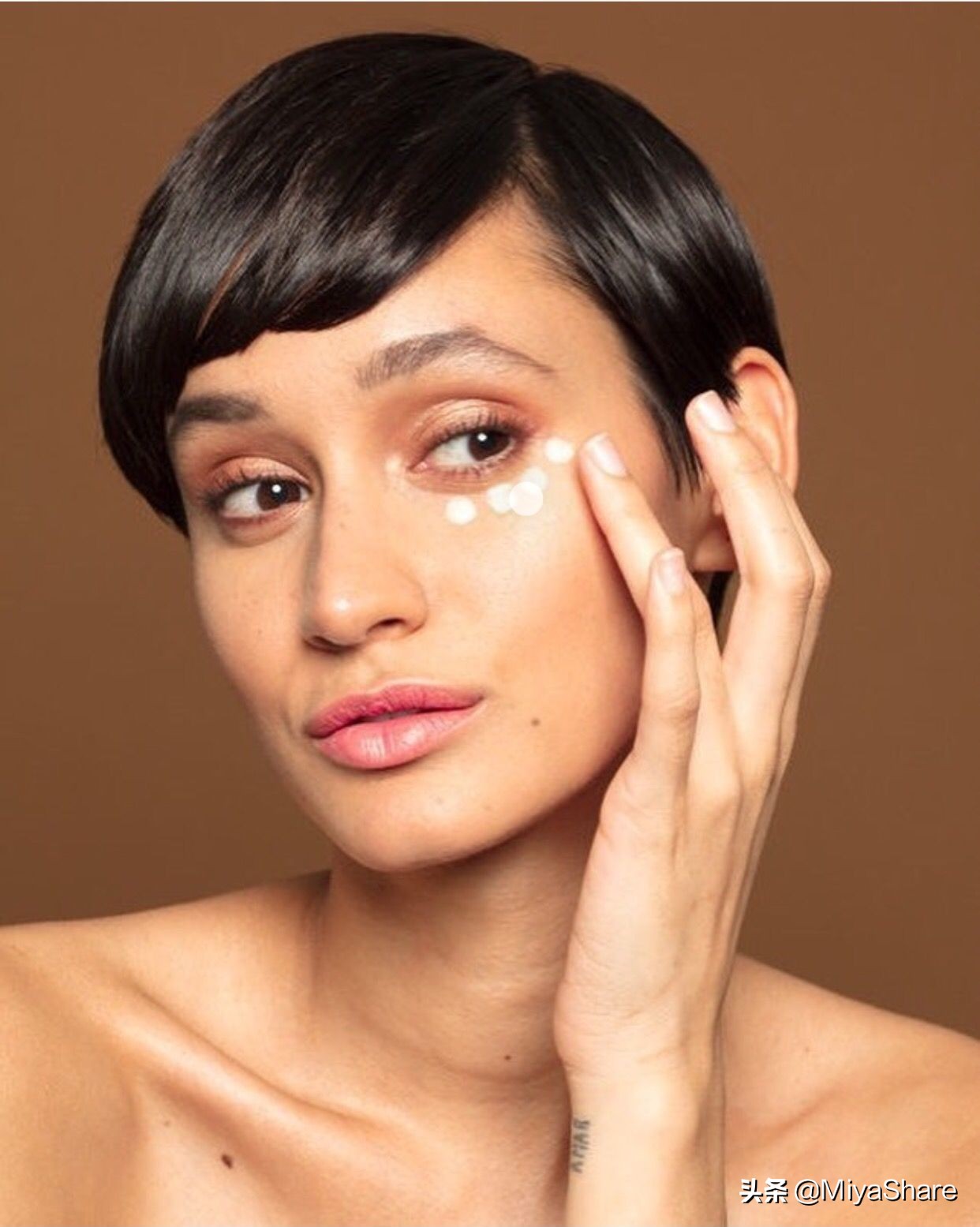 清洁面膜使用完要做什么,清洁面膜完了后该怎么做