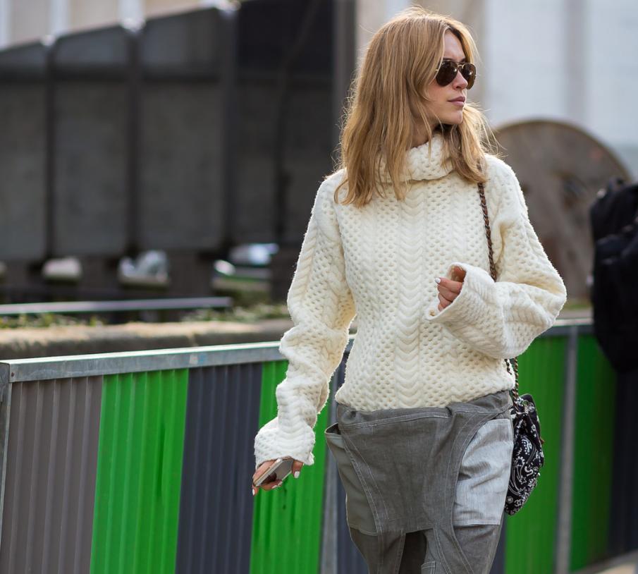 衣服不能好好穿,衣服不好好穿非要露肩