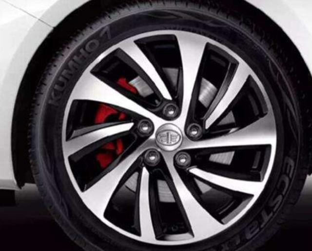 轮胎综合性能较好的是哪个牌子,19560r16国产轮胎选择哪个牌子