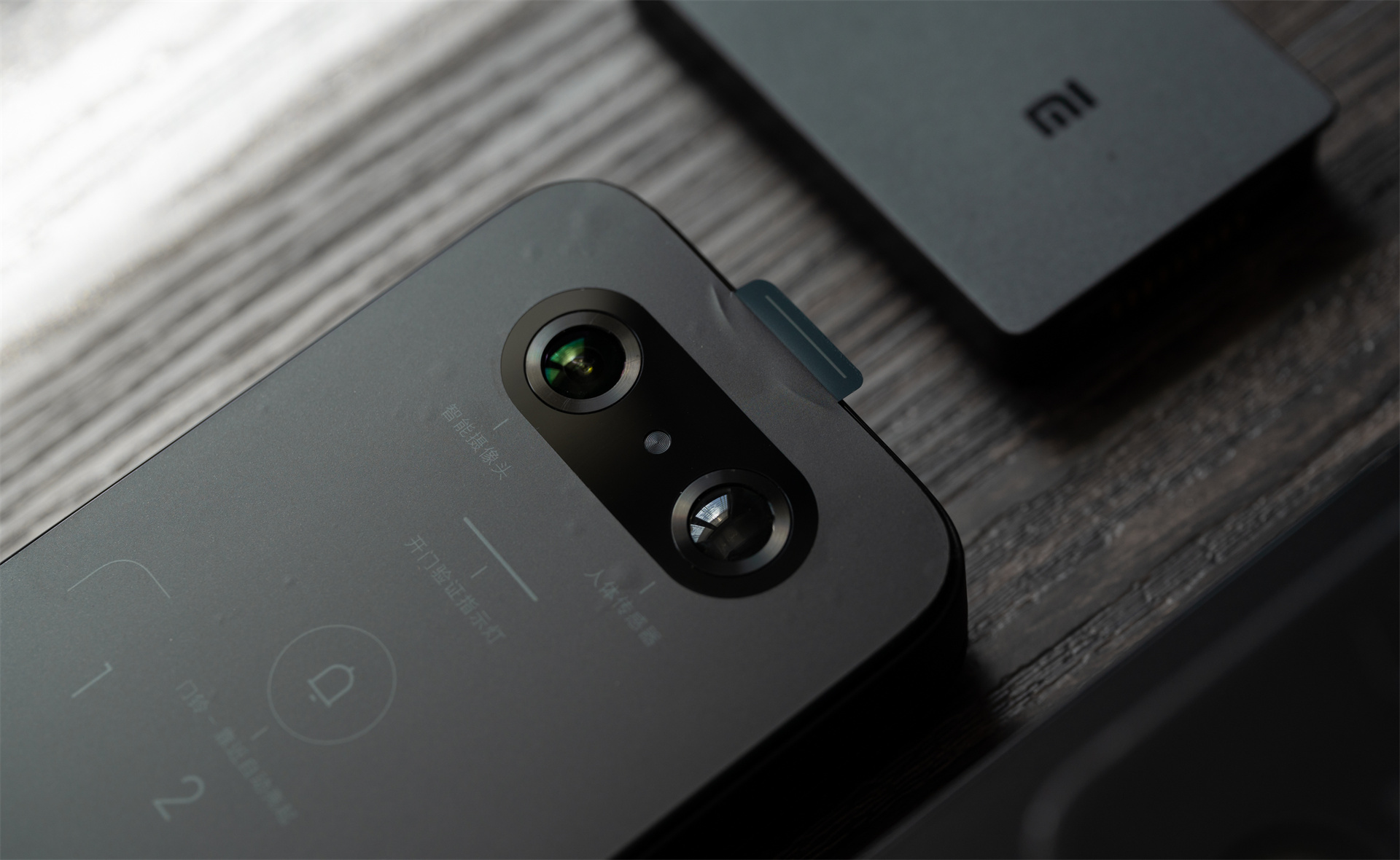 该不该用智能门锁,小米智能门锁pro门锁换电池