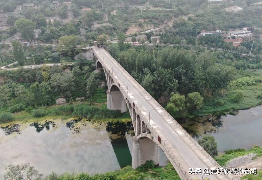 曾经上万人的繁华工厂,曾经一万多人的工业园区