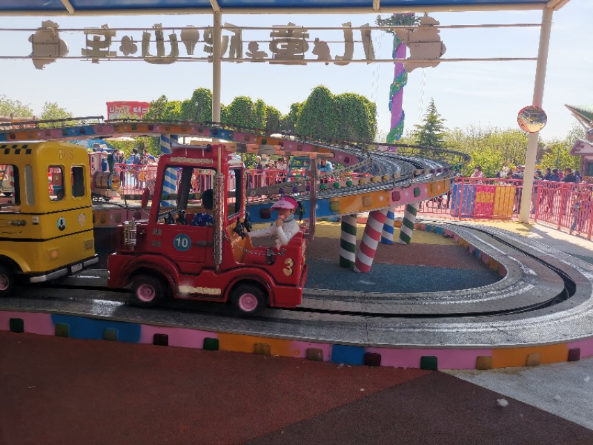 去天津方特玩一天大概多少钱,去上海方特要花多少钱