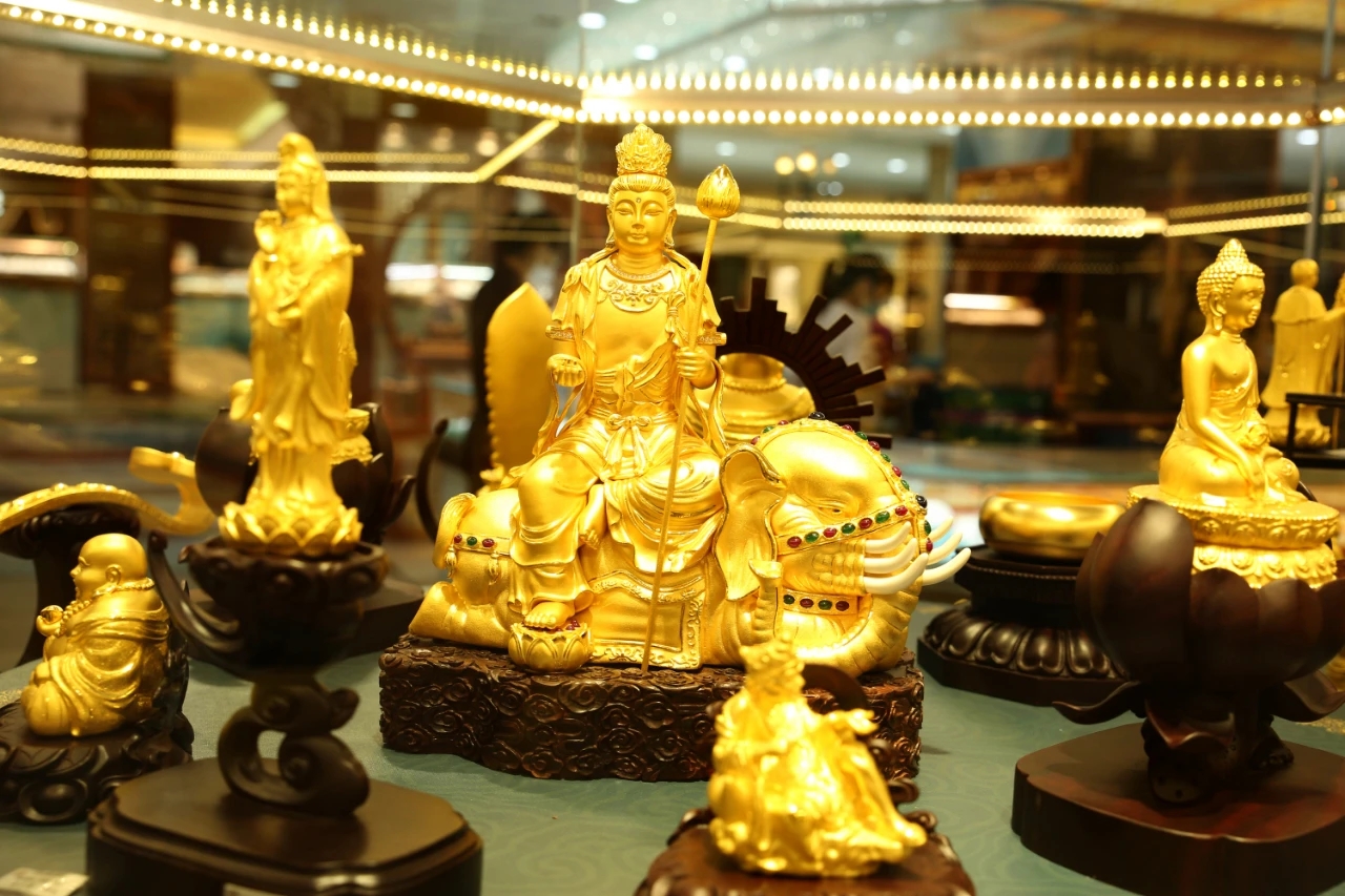 黄金首饰零售价600元一克,购买黄金首饰如何选择,好看又不贵?