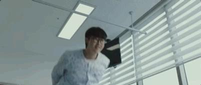 这才是经典的高能喜剧片,一部颠覆三观的喜剧片