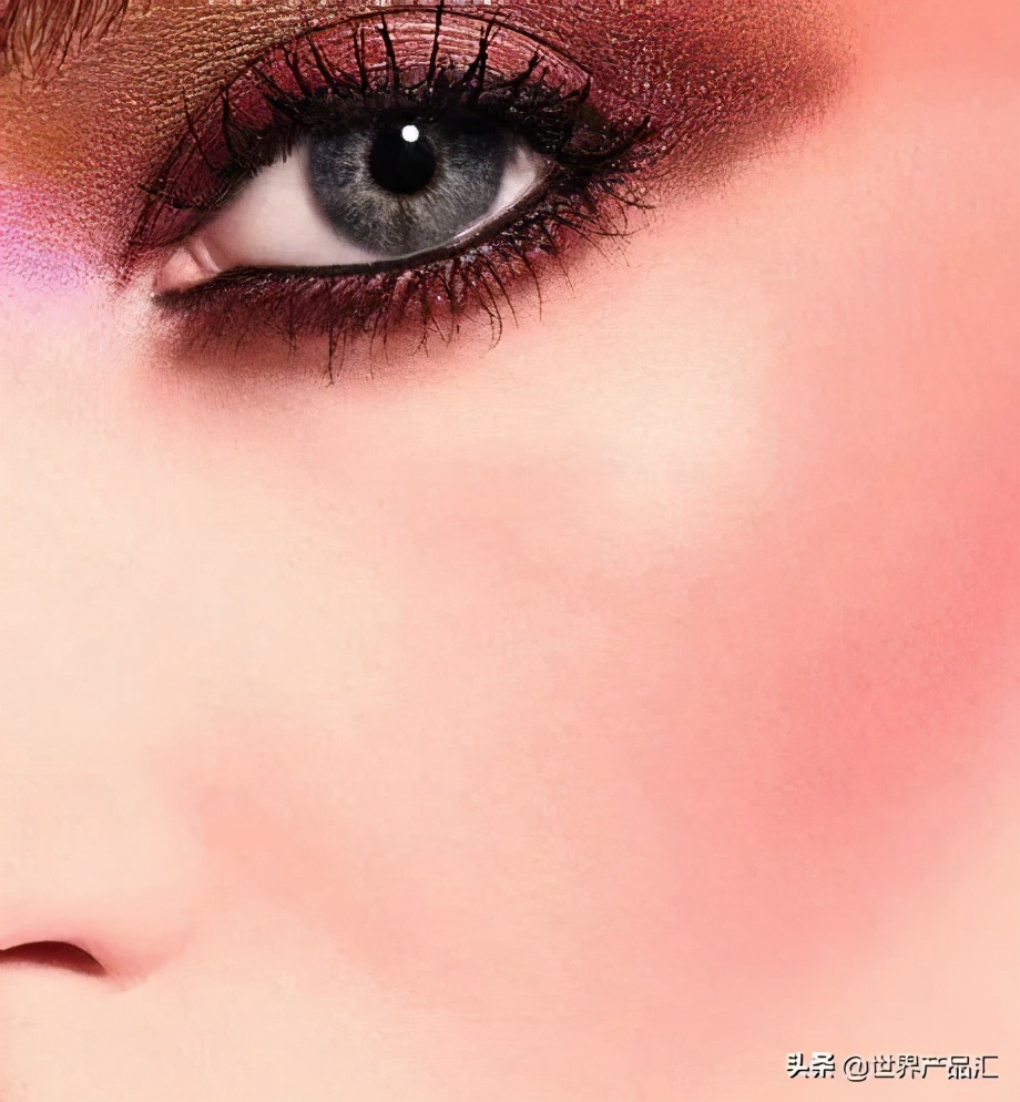 迪奥2023圣诞限定彩妆,迪奥2018限定彩妆图片