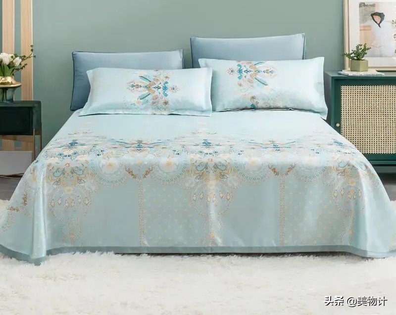 凉席冰丝凉席柔软亲肤,超爱的冰丝凉席凉快又舒服