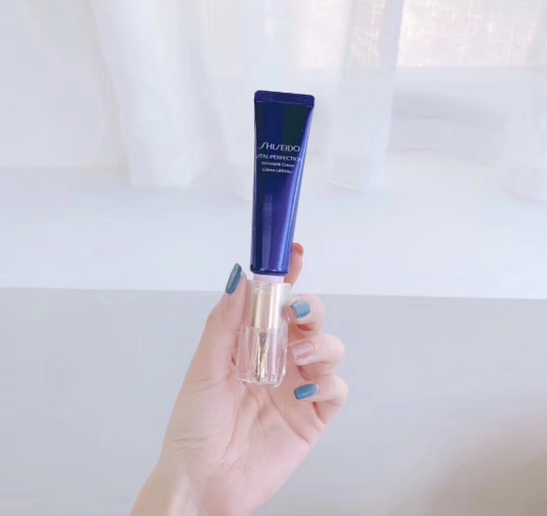 眼霜贵妇推荐20岁,黛珂眼霜和资生堂眼霜哪个好