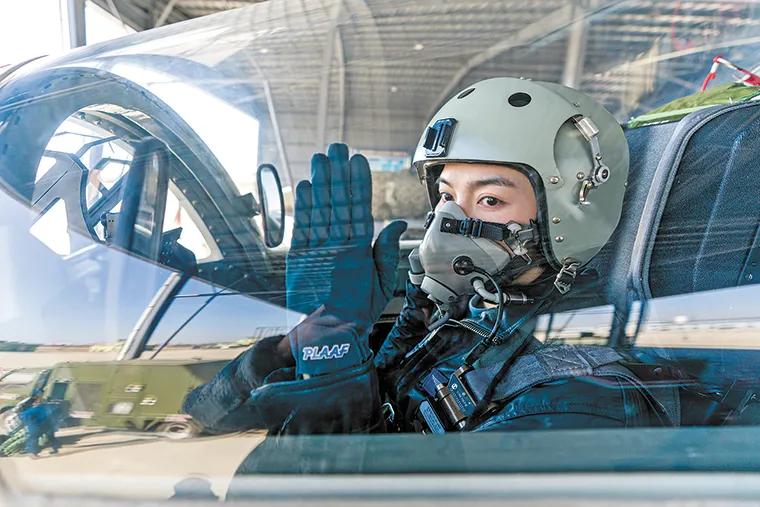 有梦想的飞行员,有梦想就有蓝天