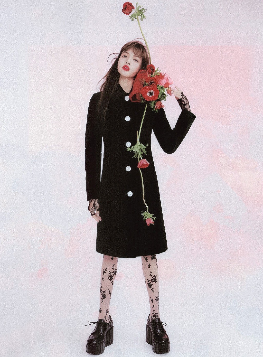 lisa晒泳装造型,2023lisa同款棒球服