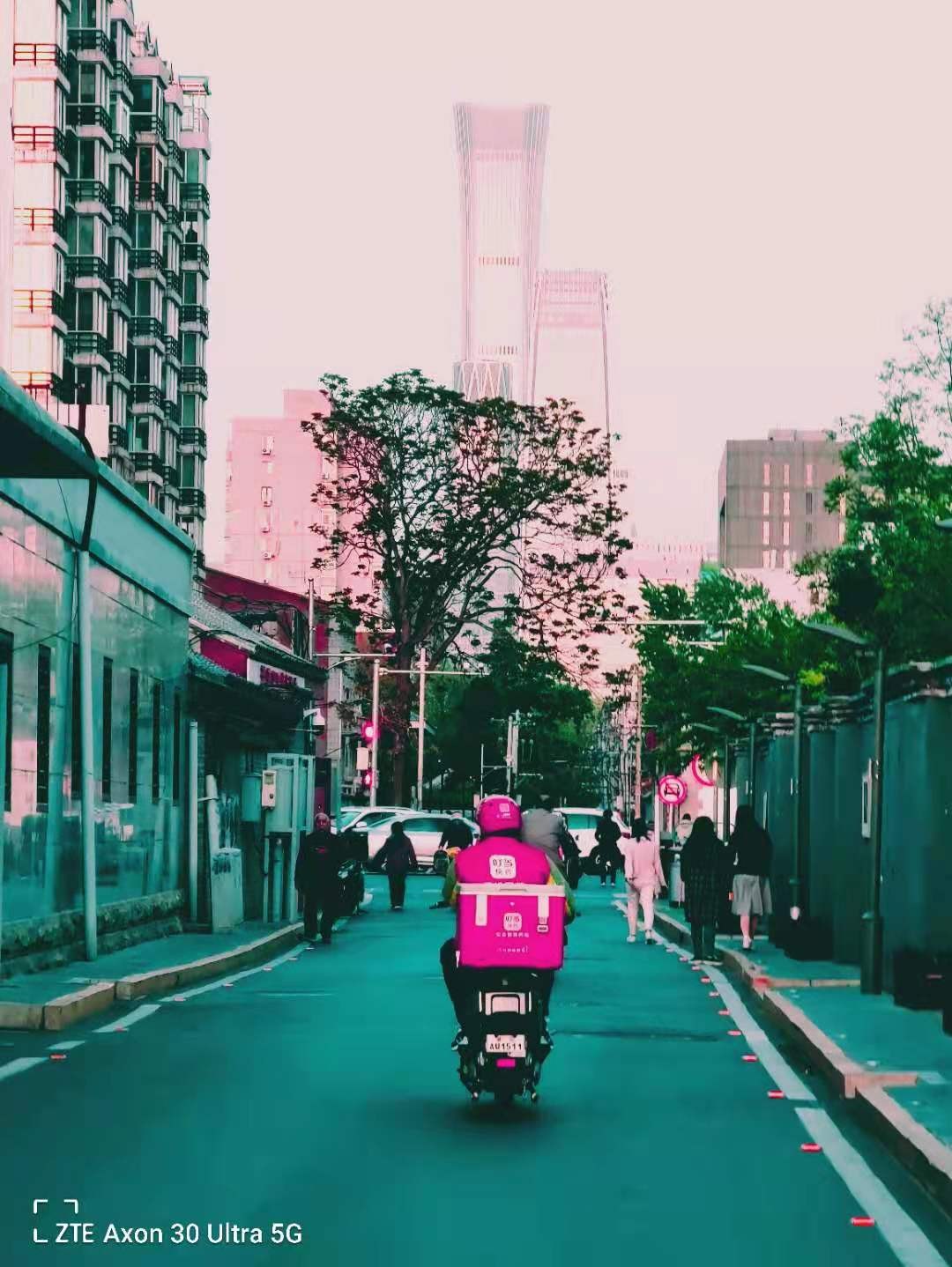 6400万高清三主摄中兴Axon30Ultra高能影像旗舰评测