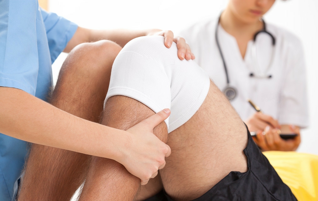 半月板缝合后复查核磁形态失常,半月板术后复查显示撕裂