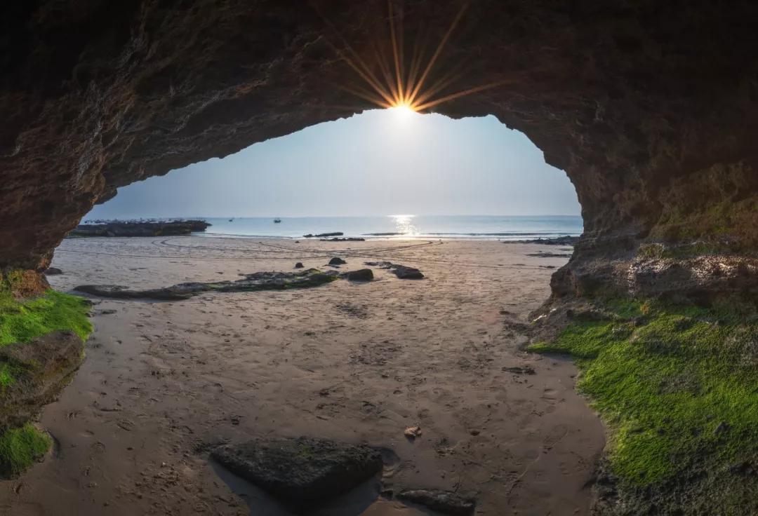 比鼓浪屿大12倍,比三亚安静10倍!这小岛最适合现在去,美轮美奂