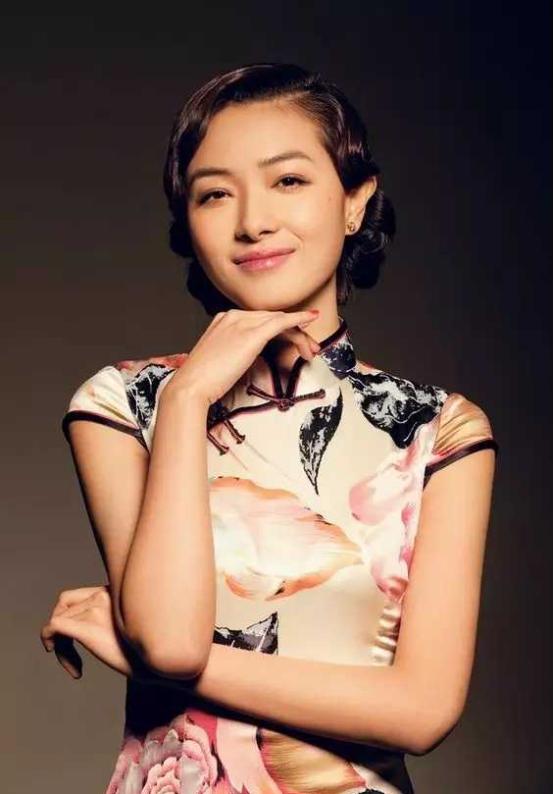 聪明的女人这样穿搭更时尚,聪明女人怎么穿衣