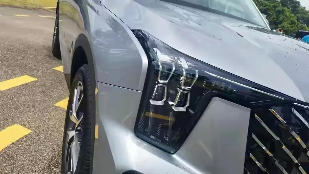 老款传祺gs8做工用料怎么样,新款广汽传祺gs8内饰七座