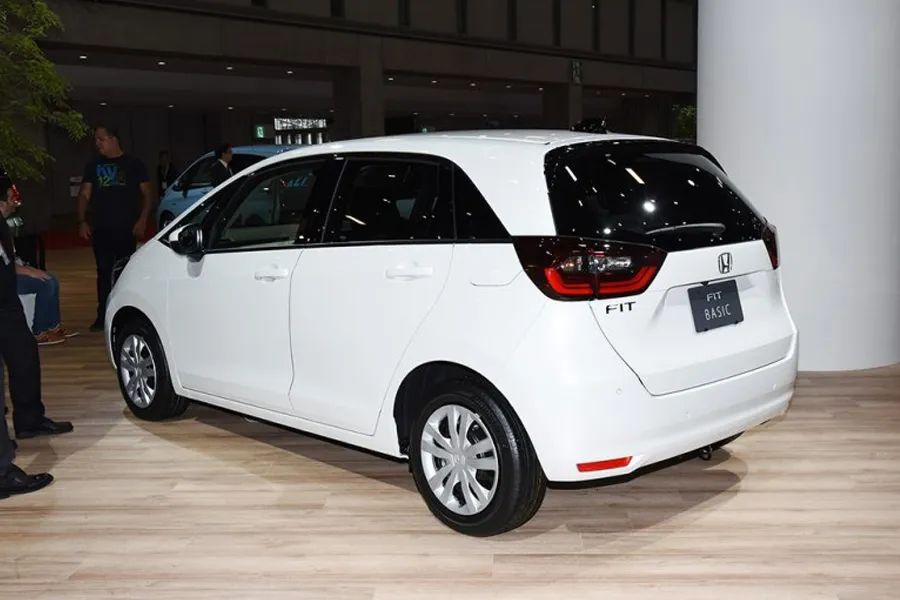 12款高尔夫旅行版和10款汉兰达2.7,高尔夫和新款汉兰达