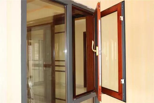 为啥现在新房都用断桥铝窗户,家里窗户全是断桥铝会不会缺氧