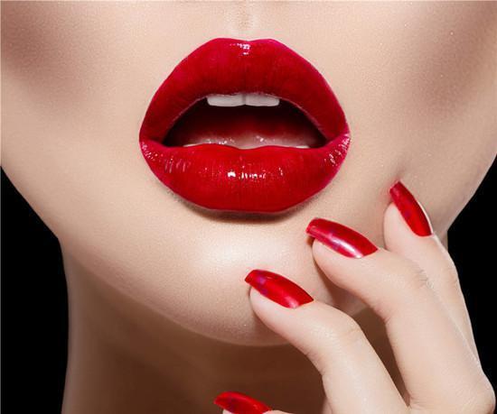 自制口红的危害大解析！妈妈，我再也不敢用自制口红了
