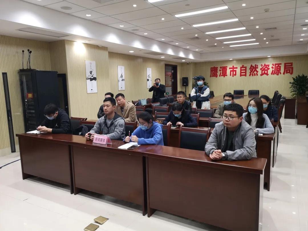 鹰潭免费领取消费券,鹰潭汽车电子消费券在哪里领取