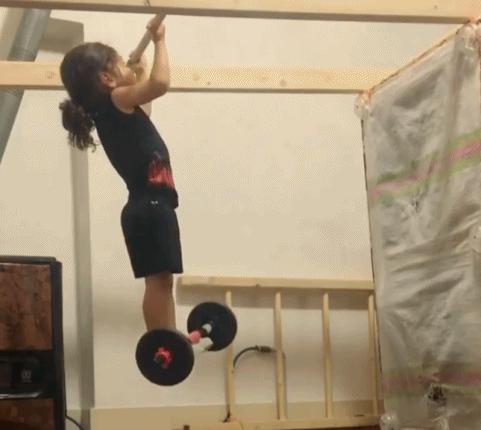 伊朗6岁足球神童阿拉特的肌肉,伊朗足球小男孩训练