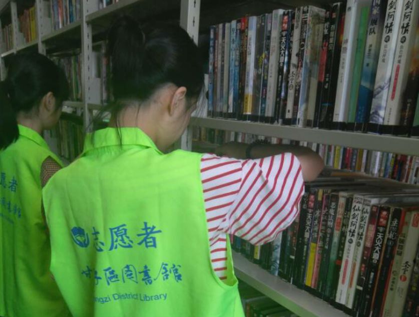 大连市第四十八中学航拍,大连48中学图片