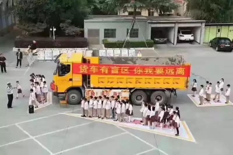 小孩手被鞭炮炸伤了怎么办,小孩被鞭炮炸伤手指