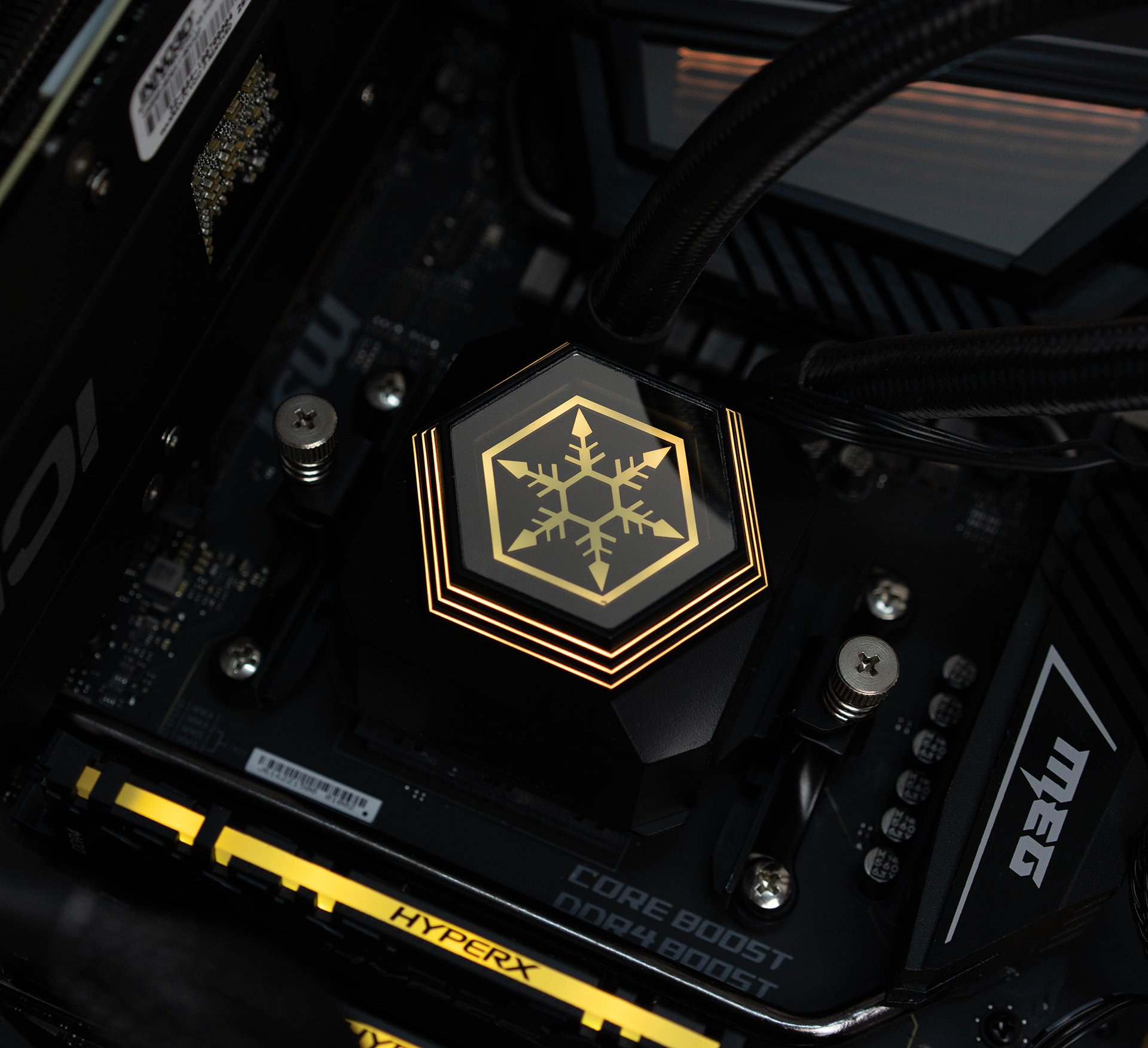 入手十二核旗舰就能爽了？你还缺一个强悍的360水冷