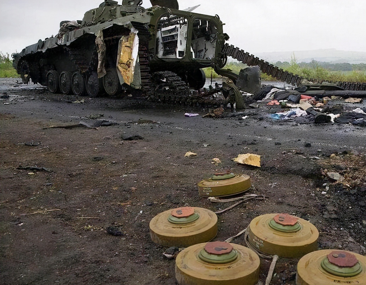 2019年八一勋章杜富国,杜富国颁发奖章全过程