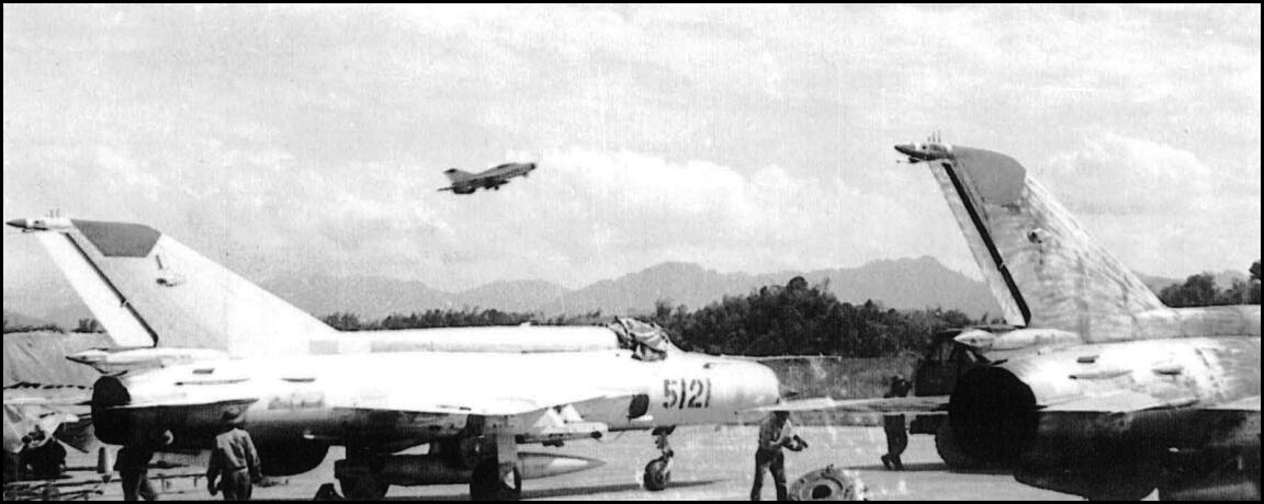 “我们被击中，正在下坠”——美军“鬼怪II”飞行员的越南回忆