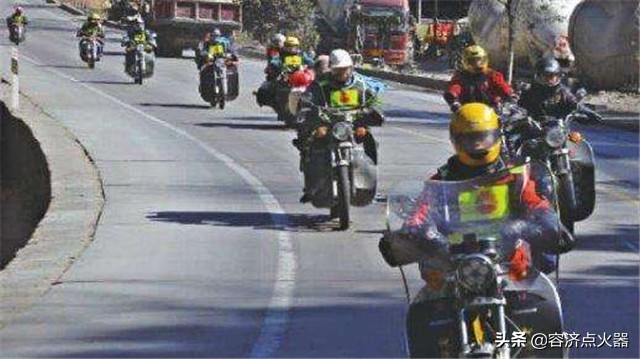 骑摩托车1500公里花多少油费,骑摩托车1000公里累吗