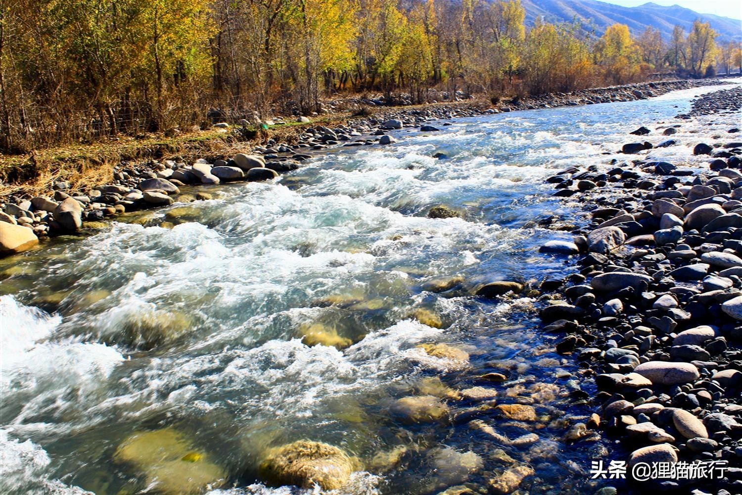 *疆新**玛纳斯县，一个有28万人口的富庶之地，还是重要的碧玉产地
