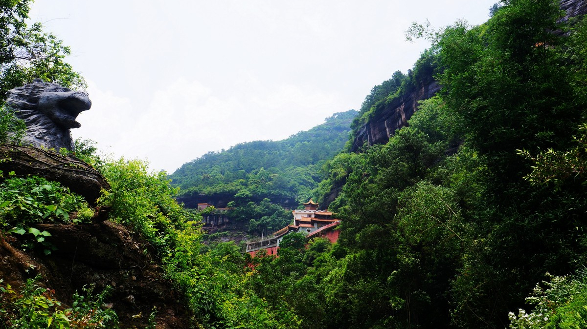 四大美女之一的杨贵妃死于哪里,杨贵妃故里的历史