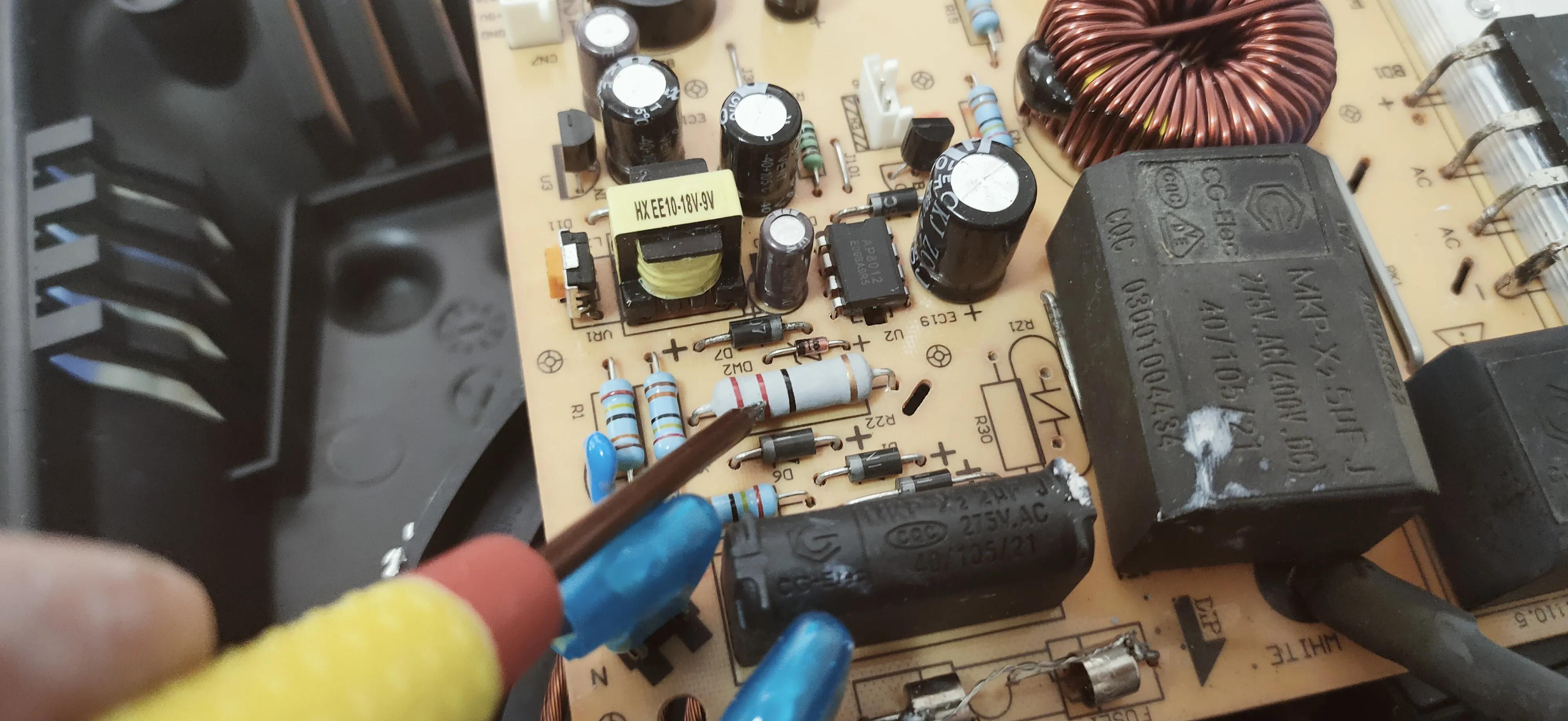 电磁炉e4故障最快维修方法,苏泊尔电磁炉的常见故障维修