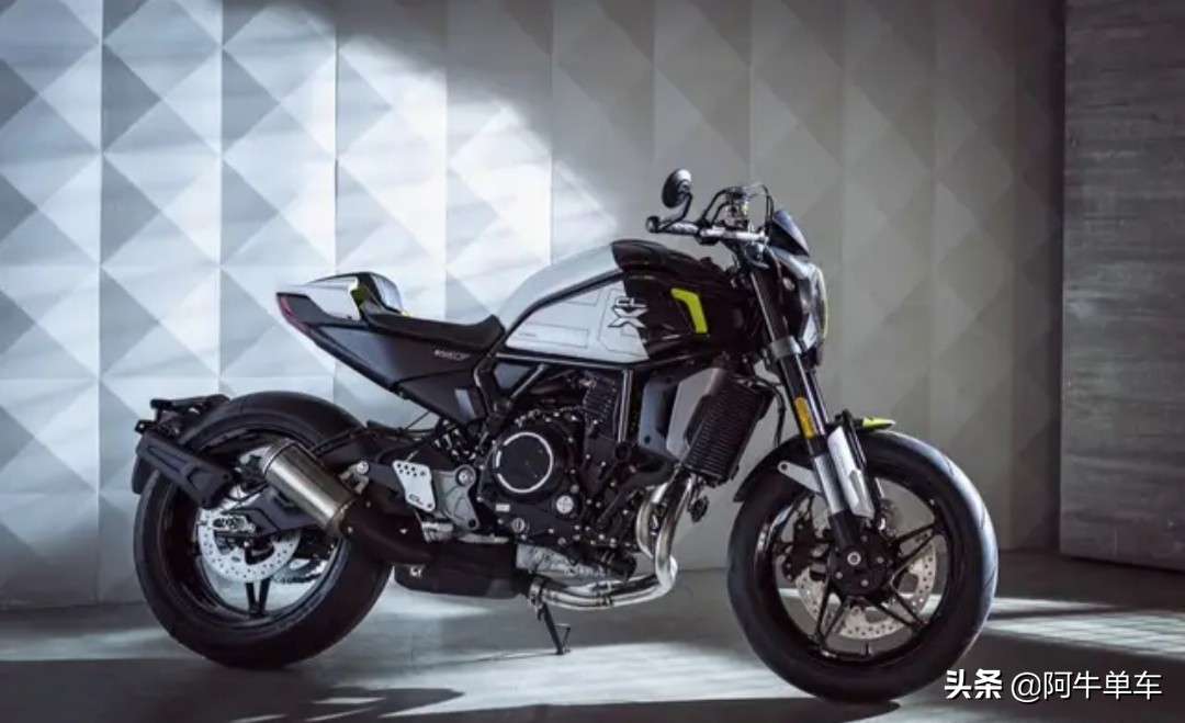 春风clx700运动版和普通版测评,春风复古clx700什么价格