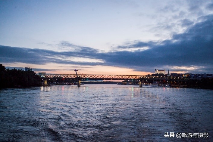 世界上拥有三个唯一的首都国家,全球唯一一个有两个首都的国家