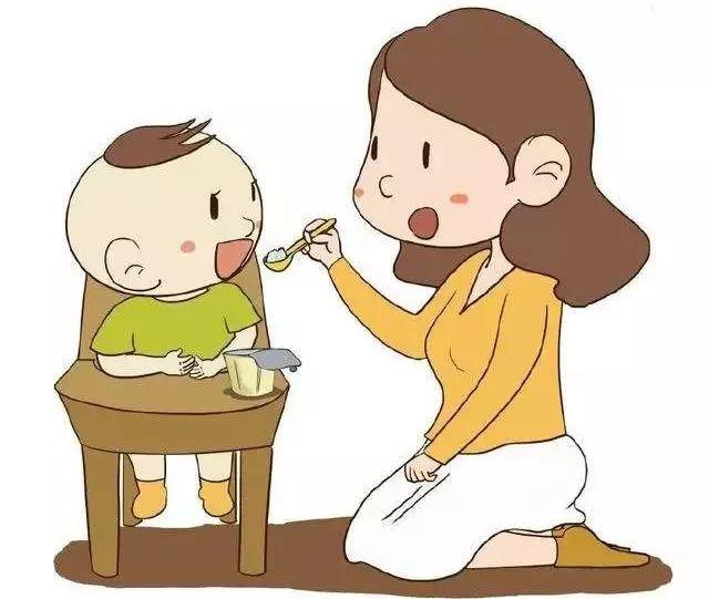 初生儿突然吸不出母乳必须用奶瓶,婴儿只会吃奶瓶不会吸母乳怎么办