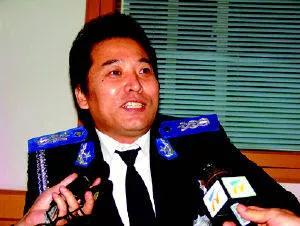 男中音歌唱家佟铁鑫,出生于辽宁锦州的演员