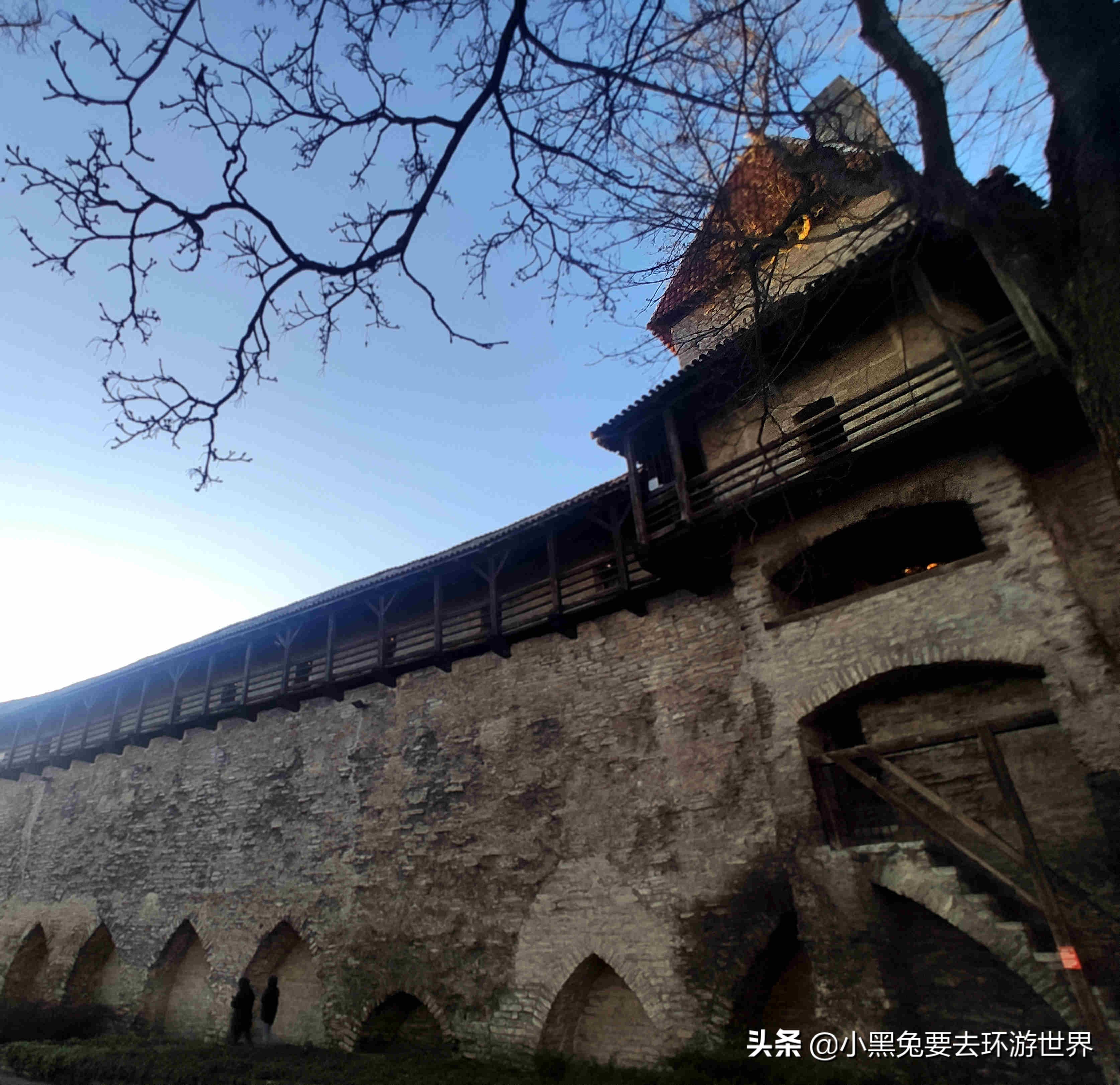 铚$瑪缁樺埗濉旀灄鑰佸煄,鐖辨矙灏间簹缁樼敾