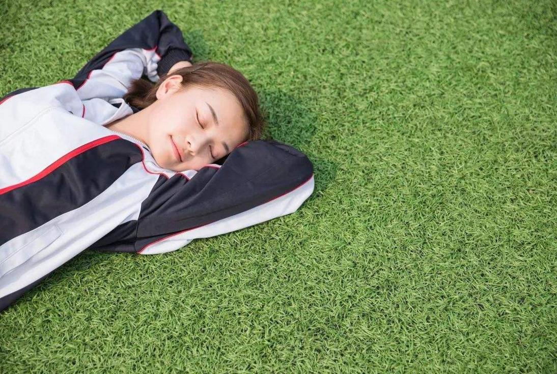 上课犯困最好的解决办法,学生上课犯困解决方法