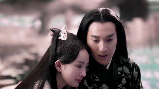 夜华生祭东皇钟墨渊有何反应,墨渊生祭东皇钟完整版无解说