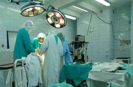 印度疫情医疗事故视频,印度一医院48小时内42名儿童身亡