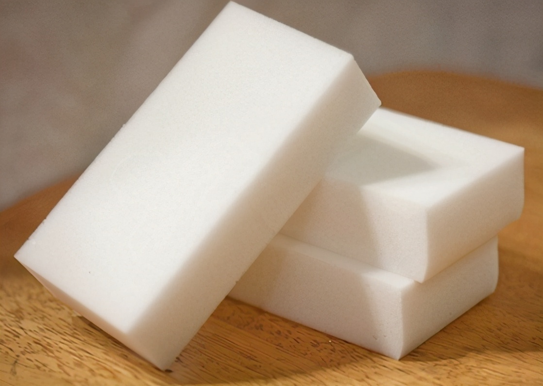 白布鞋脏了怎么迅速清理,白布鞋脏了如何把它擦干净