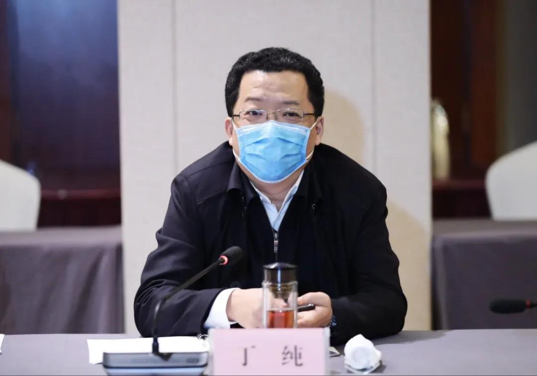 周喜安率队来铜实地督导统筹推进疫情防控和经济社会发展工作