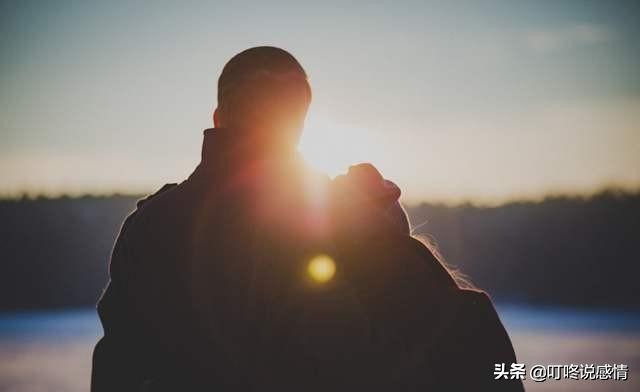 当你听到女人说这些话的时候,情感语录姑娘别回头