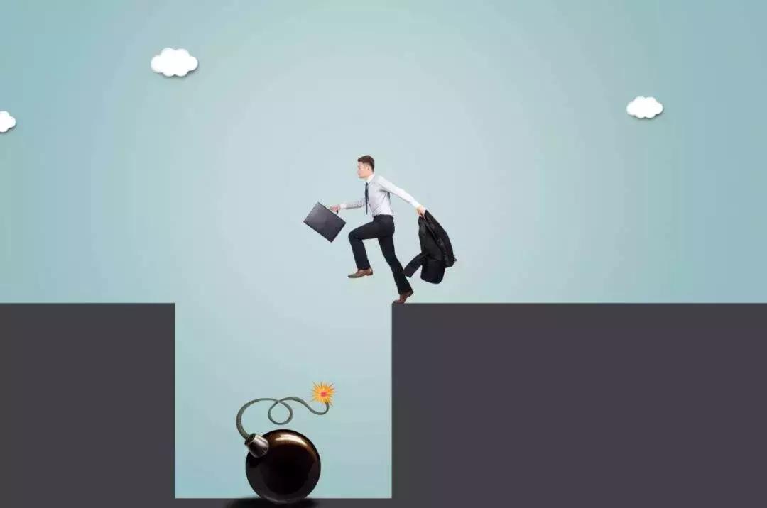 又一大牌招扒皮？卖吊牌年挣5亿、14次上黑榜，还回应：解读有误