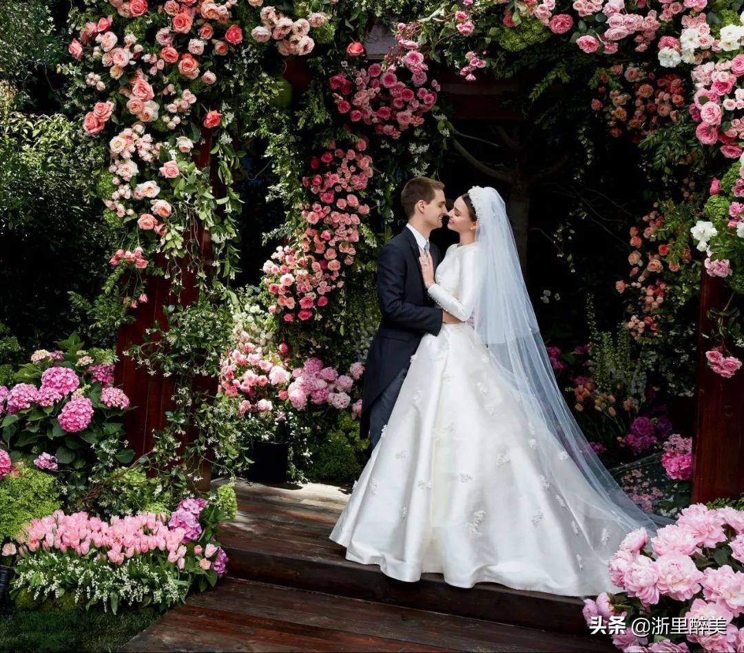 米兰达可儿二婚嫁富豪封面,米兰达可儿离婚