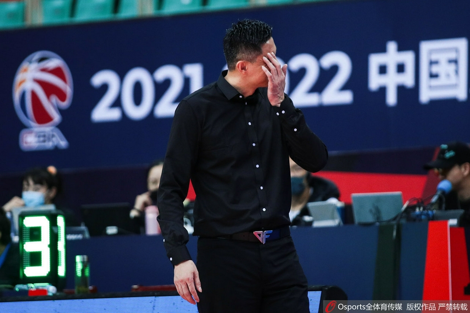 国家队十大后卫,杜锋世预赛阵容