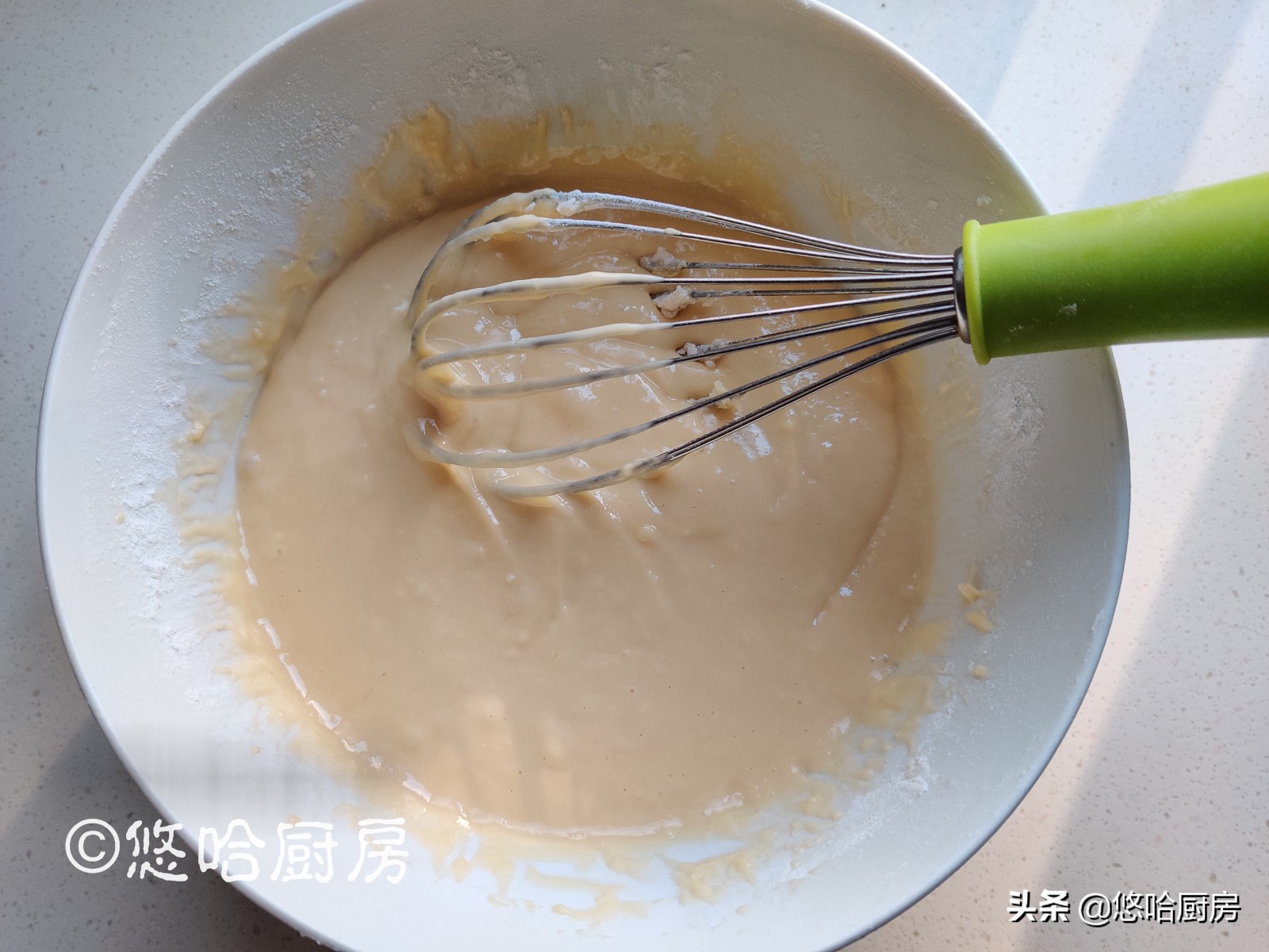 这条鱼不用刮鳞，更不用炖，一勺面糊做一条，动漫迷最爱的就是它