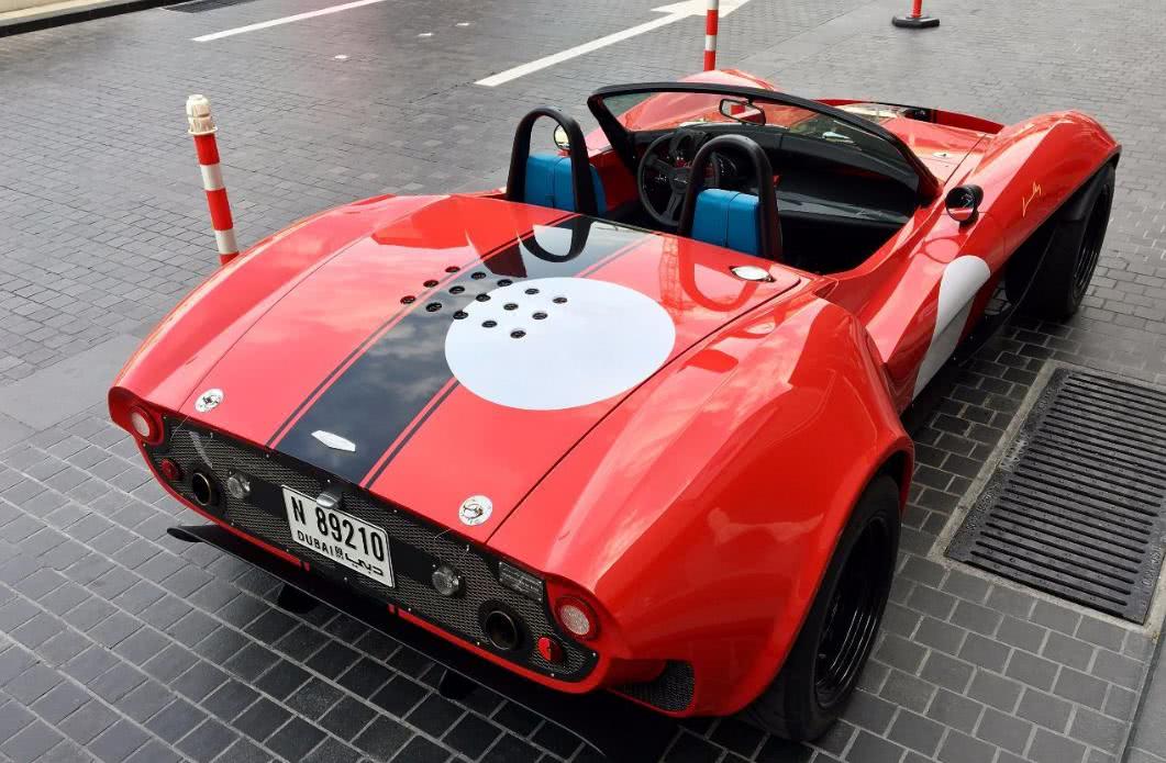 迪拜超级跑车和豪华车,迪拜的最强跑车第一名需要多少钱