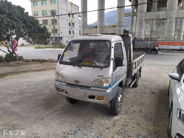 自卸的微卡车,稳定的自卸车