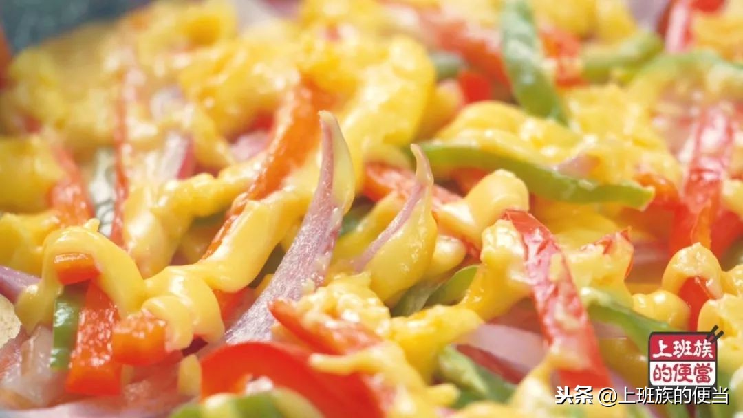 如何用平底锅做披萨不用酵母粉,想吃披萨不用去外面买了